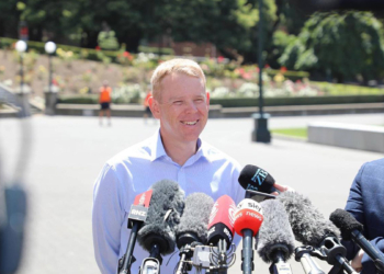 Yeni Zelanda'da tek başbakan adayı Chris Hipkins
