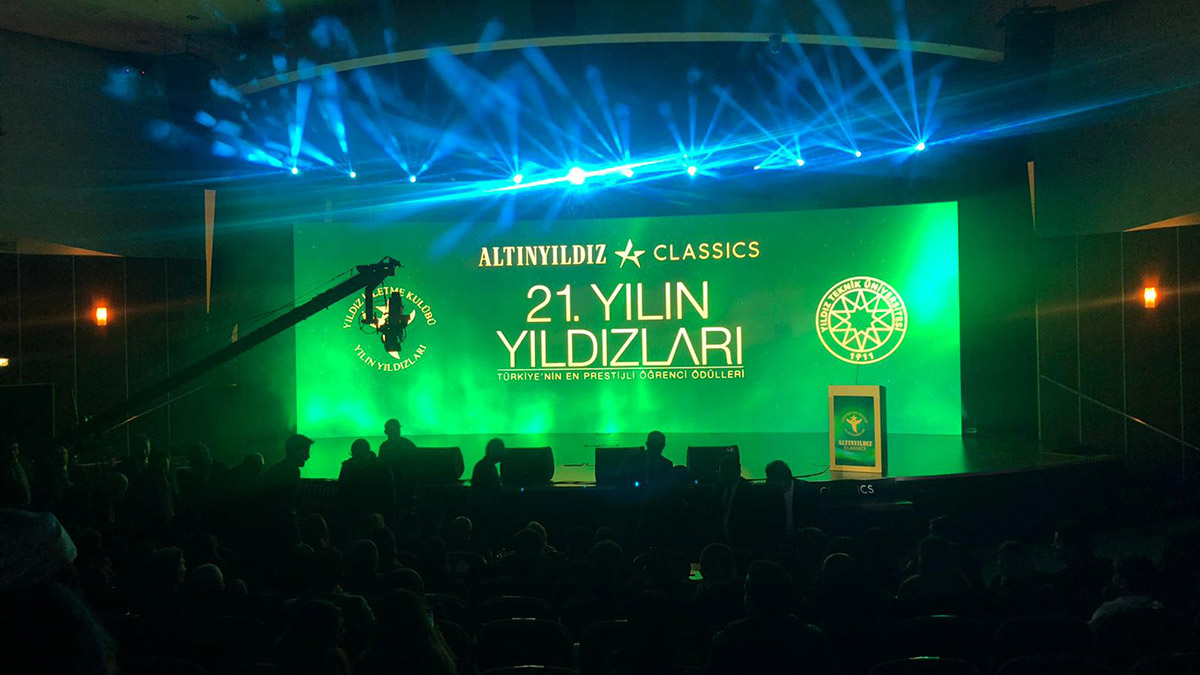 Yılın Yıldızları Ödül Töreni’nde ödüller verildi