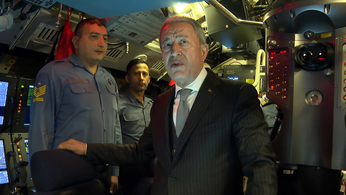 Yunanistan'ın tahriklerine kapılmayacağız