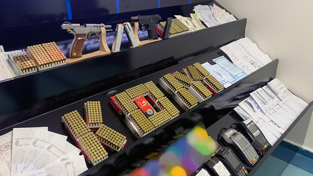 Adana'da tefecilik operasyonu; 2 tutuklama