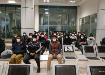 138 Afganistanlı kaçak göçmen ülkelerine gönderildi
