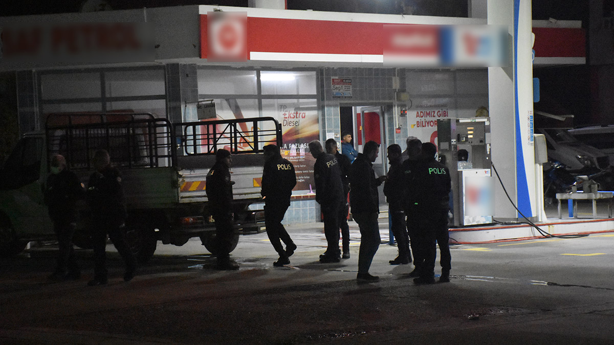 Akaryakıt istasyonuna ateş açıldı; 1 ölü