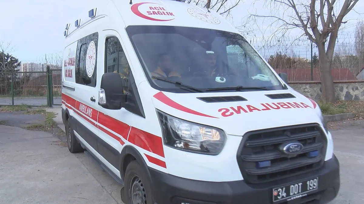 Ambulans şoförleri duyarsız sürücülerle mücadele ediyor