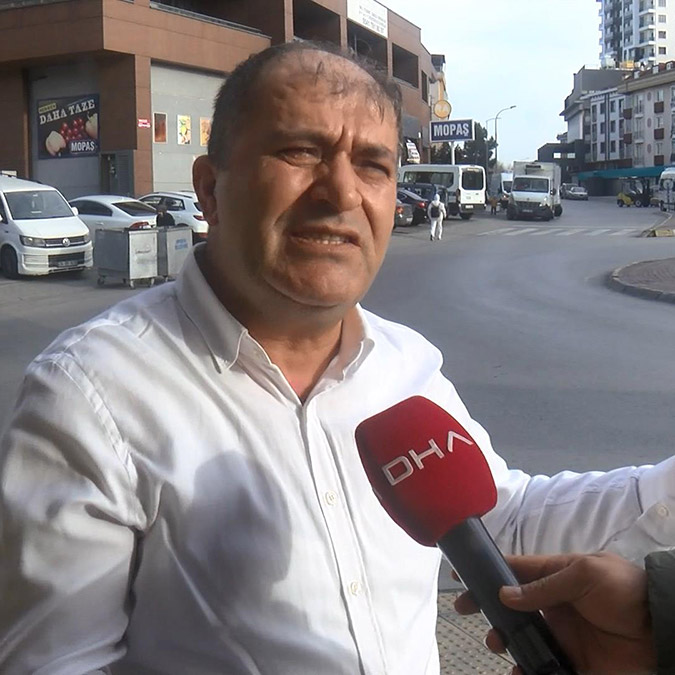 Tartıştığı motosikletli kuryeyi ezmeye çalıştı