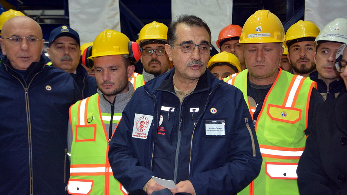 Fatih Dönmez bor işçileri ile birlikte yeni yıla girdi