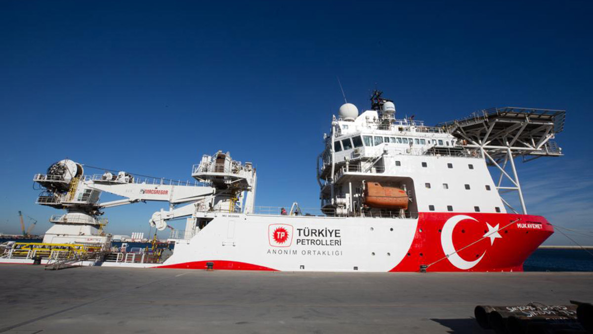 'Mukavemet' gemisi, deniz tabanındaki işlemler için filomuza katıldı