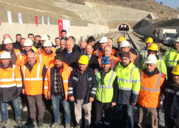 Ankara-Sivas Yüksek Hızlı Tren hattı önemli bir nişanedir
