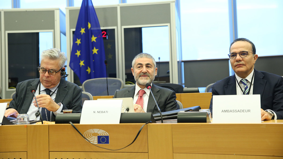 Nureddin Nebati Avrupa Parlamentosu'nda konuştu