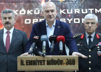 Uşak'ta Kökünü Kurutma Operasyonu; 120 gözaltı