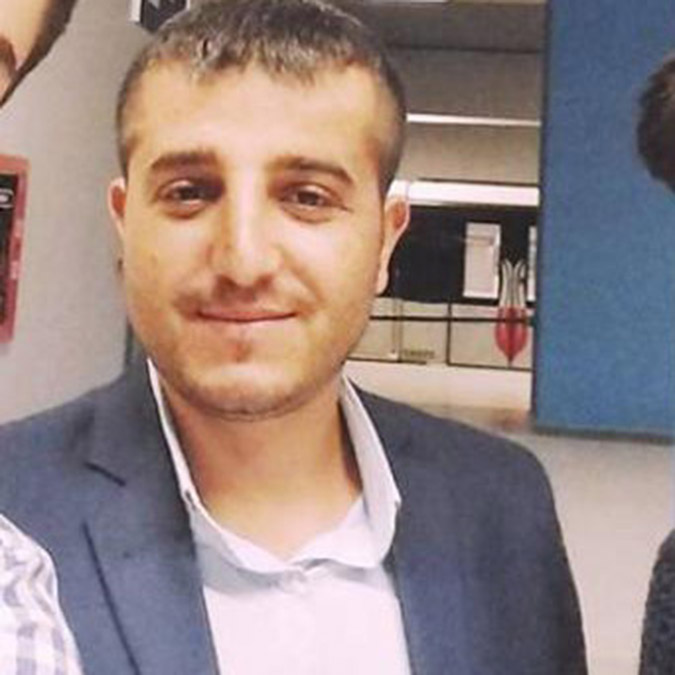 Hamile yengesini ve arkadaşını öldürdü