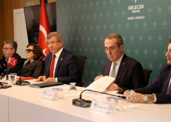 Yolsuzluk iddiası için komisyon kurulmalı