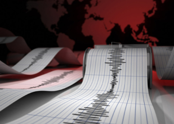 Ege Denizi'nde 4.2 büyüklüğünde deprem