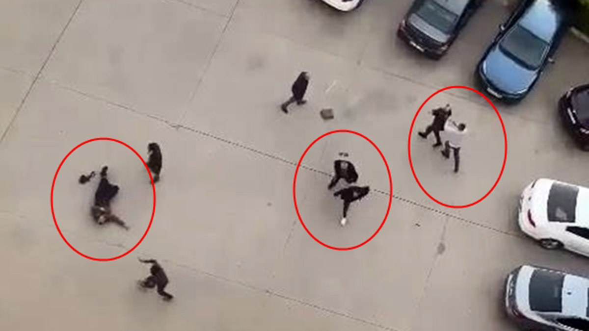 Diyarbakır'da fırçalı sopalı kavga