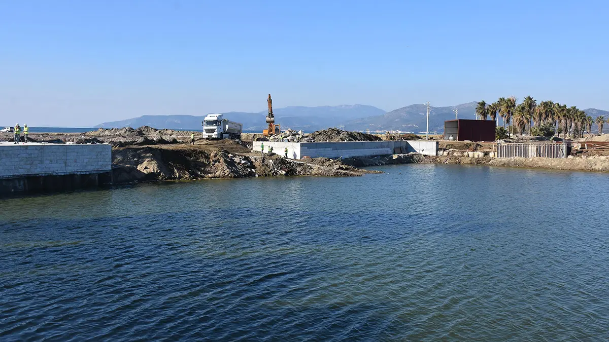 Efes antik kanal projesi'nin ilk etabında sona yaklaşıldı