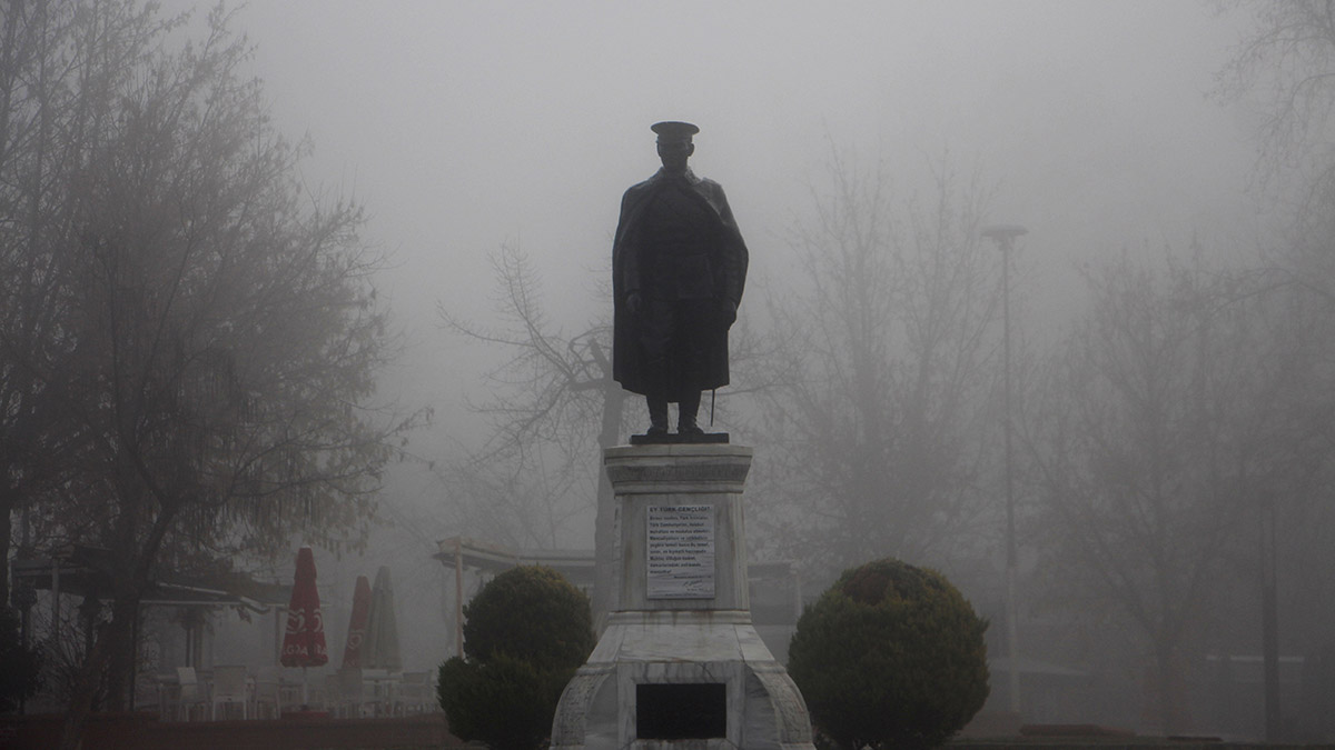 Edirne ve Çorlu'da yoğun sis