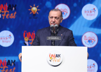 Gençlerin önünü biz açtık