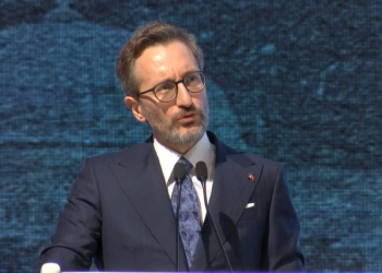 Cumhurbaşkanlığı İletişim Başkanı Fahrettin Altun "Günümüzde küresel alanda bizzat sosyal medya şirketlerinin yönlendirdiği bir dijital faşizmle karşı karşıyayız" dedi.