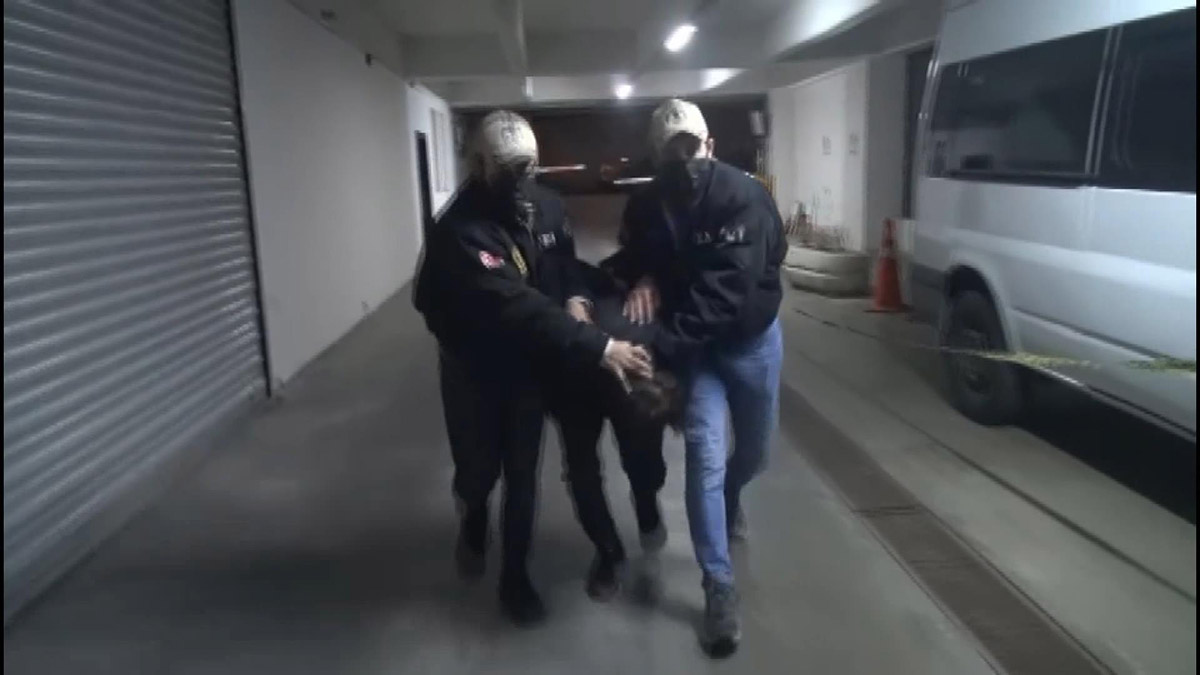 İstiklal Caddesi'ndeki terör saldırısı şüphelisi yakalandı