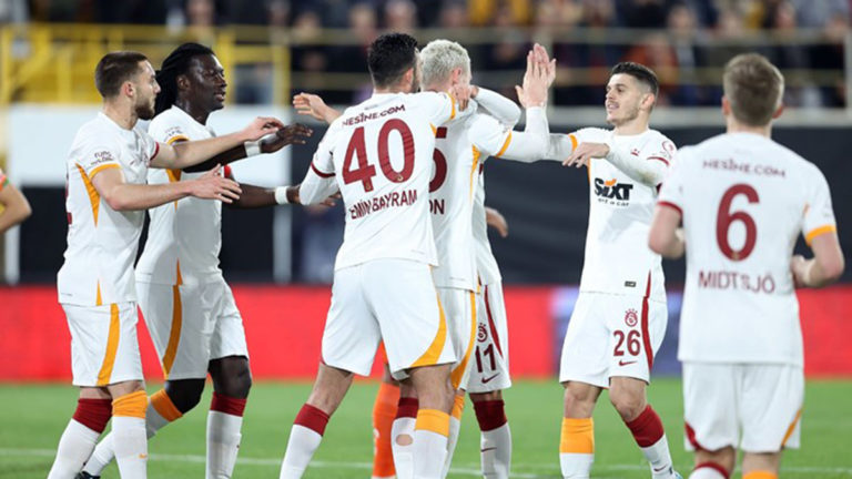 Galatasaray Antalyaspor ile karşı karşıya gelecek