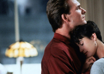 Pijama terlik televizyon zamanı