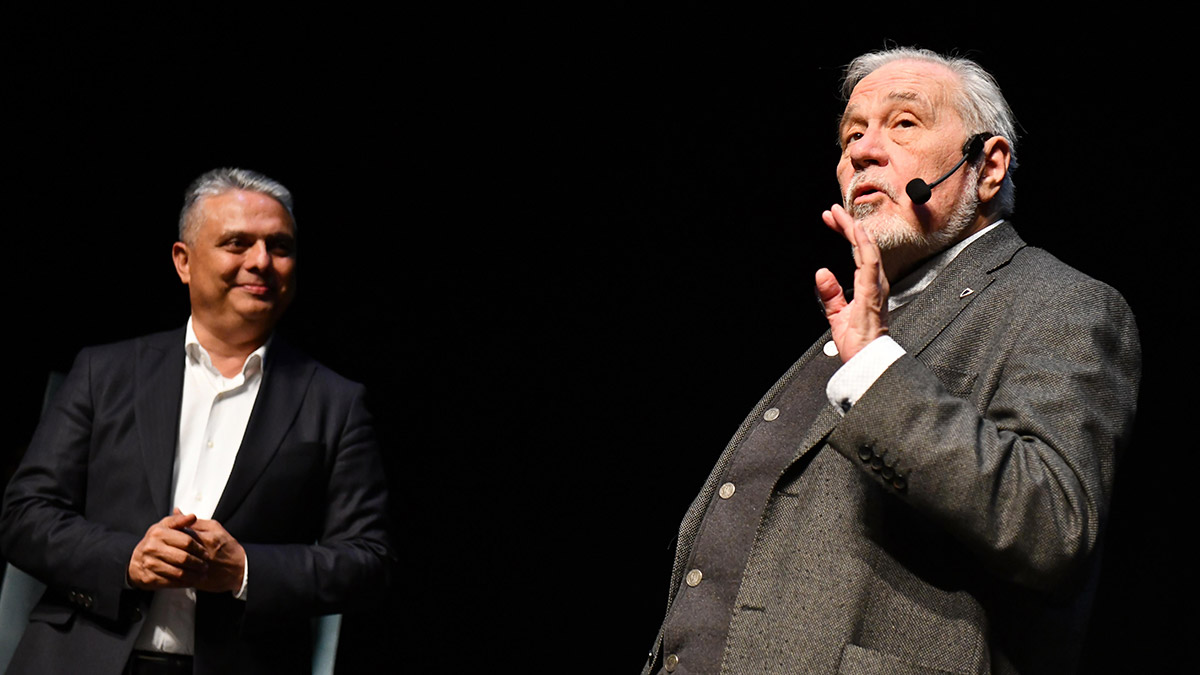 İlber Ortaylı'dan yabancılara mülk satışı eleştrisi