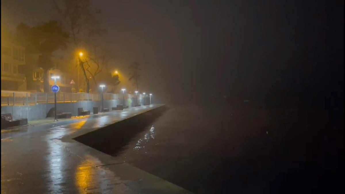 İstanbul Boğazı sis nedeniyle kapatıldı