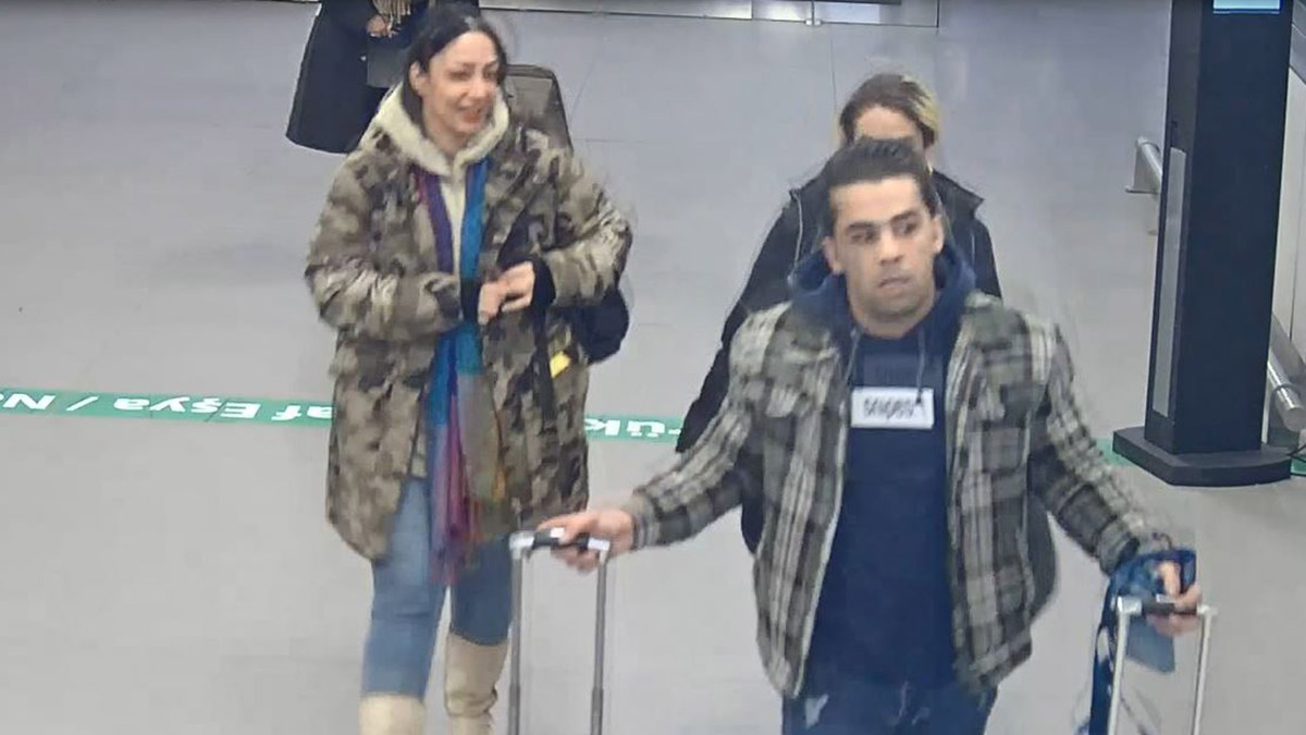 İranlı kadınların üzerine sarılı uyuşturucu yakalandı