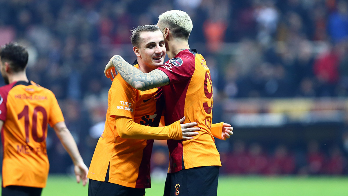 Üzerimdeki yükü attım, ona asist yaptım