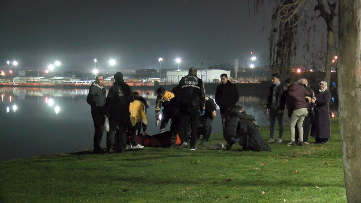 Küçükçekmece Gölü'nde erkek cesedi