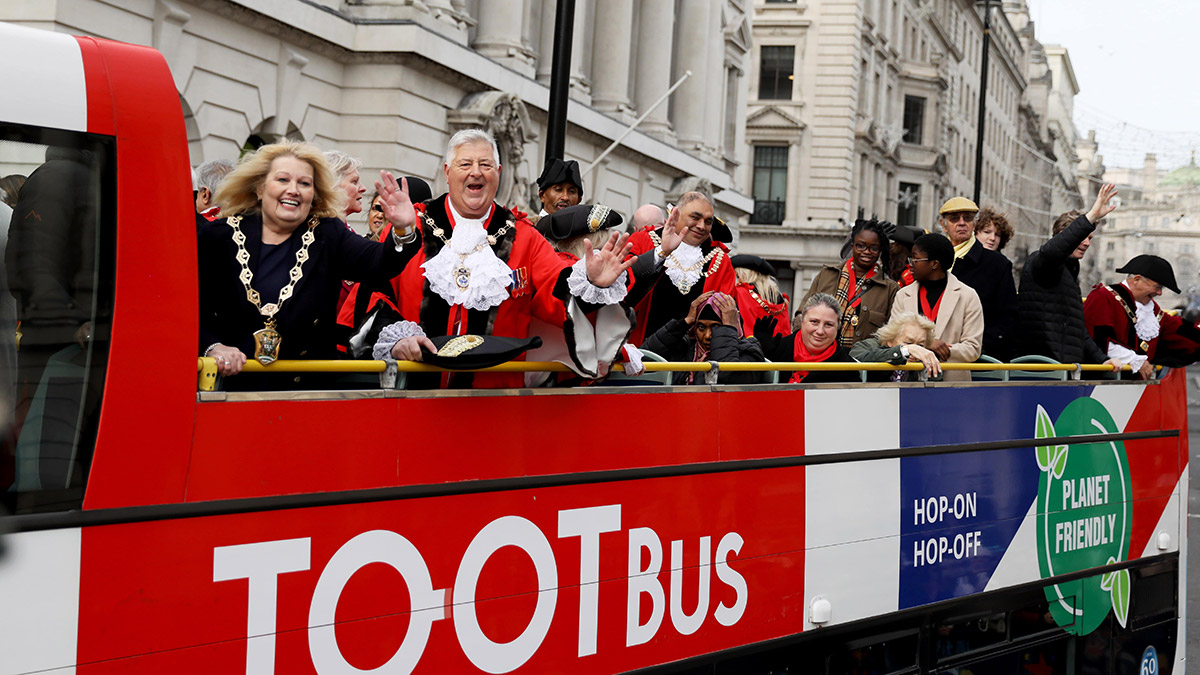 Londra'da geleneksel Yeni Yıl Geçit Töreni
