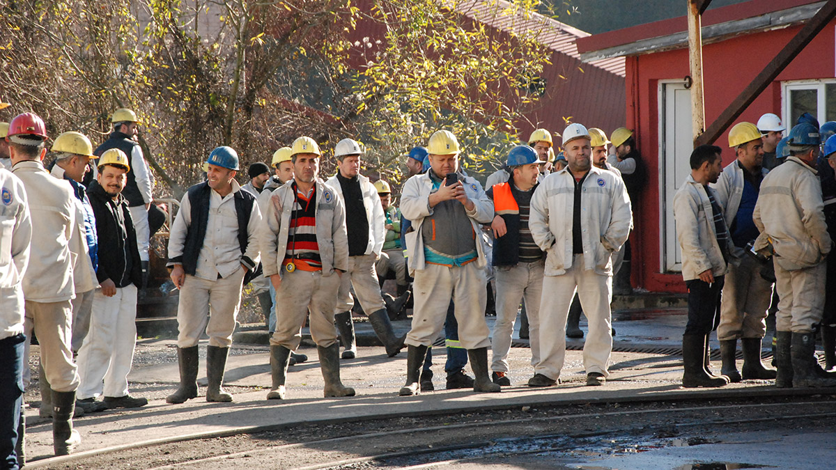 Bartın’ın Amasra ilçesinde 42 madencinin hayatını kaybettiği maden faciasında 4 yönetici hakkında 1080'er yıl hapis cezası talep etti.