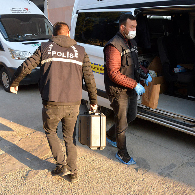 Milletvekili Mesut Dedeoğlu'nun ağabeyi ve yengesi ölü bulundu