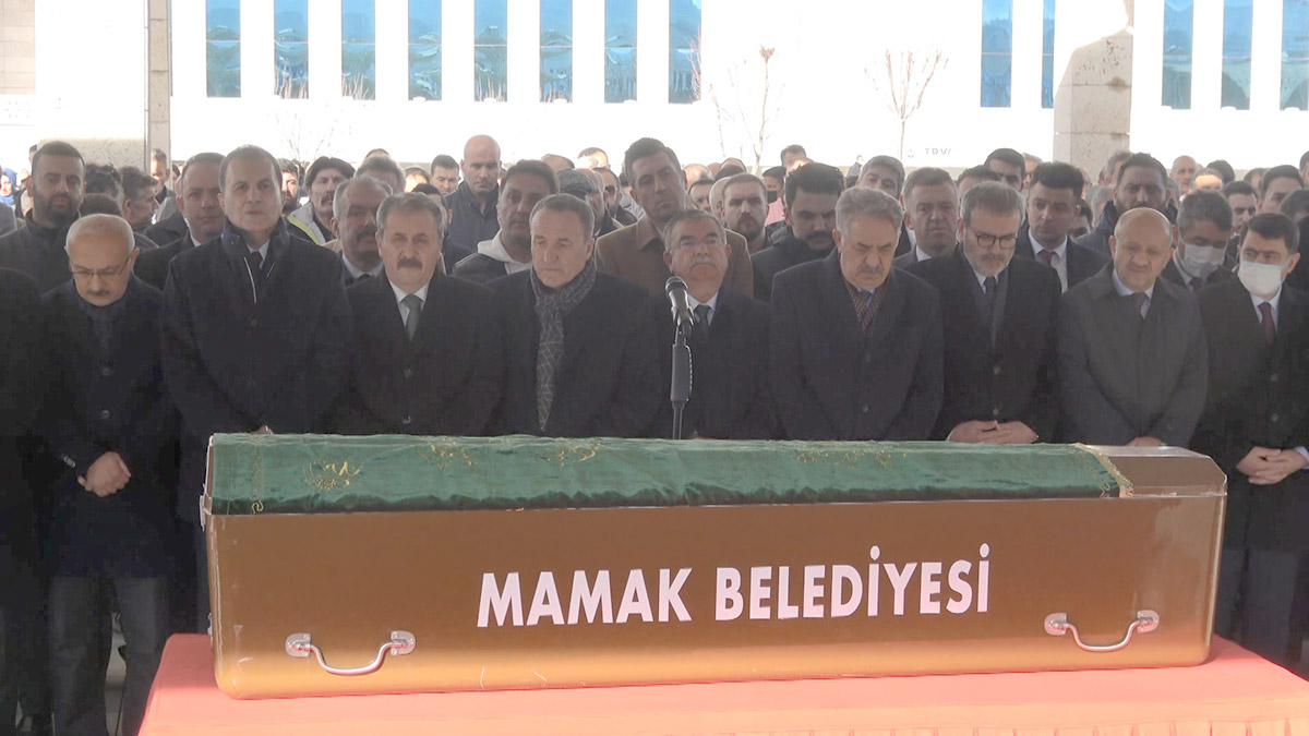 Faruk Koca'nın babası toprağa verildi