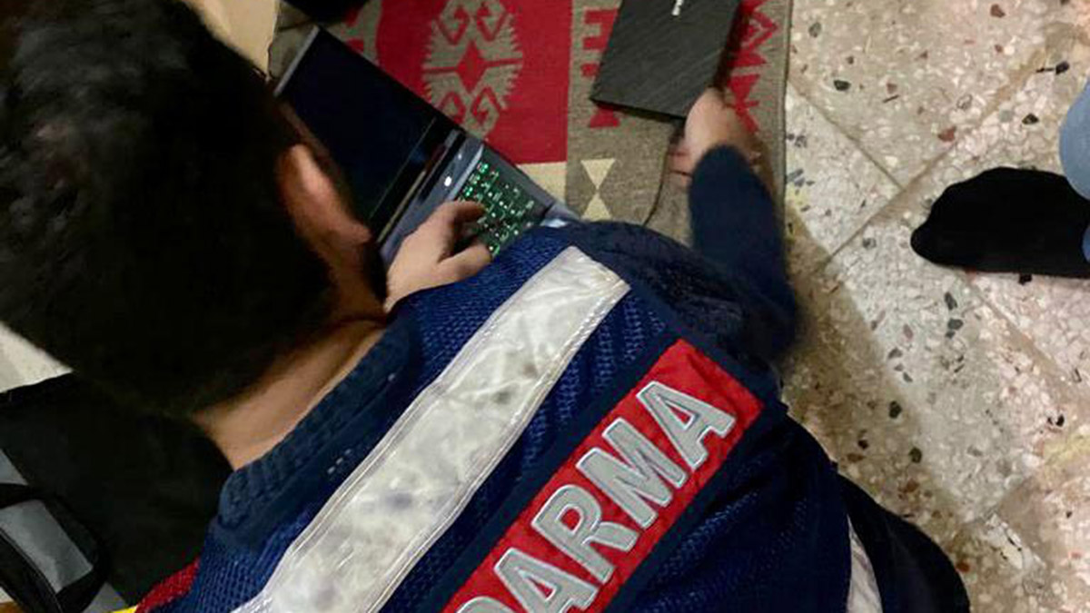 Bilgisayar korsanlarına operasyon