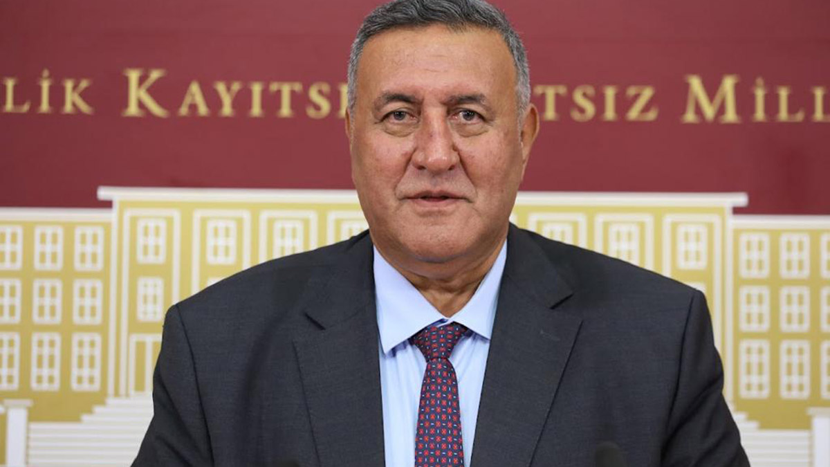 Adalet çalışanları özlük hakları iyileştirilmelidir