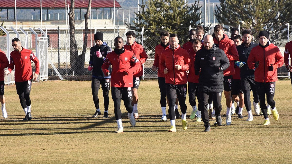 Uğur'u bırakma şansımız yok