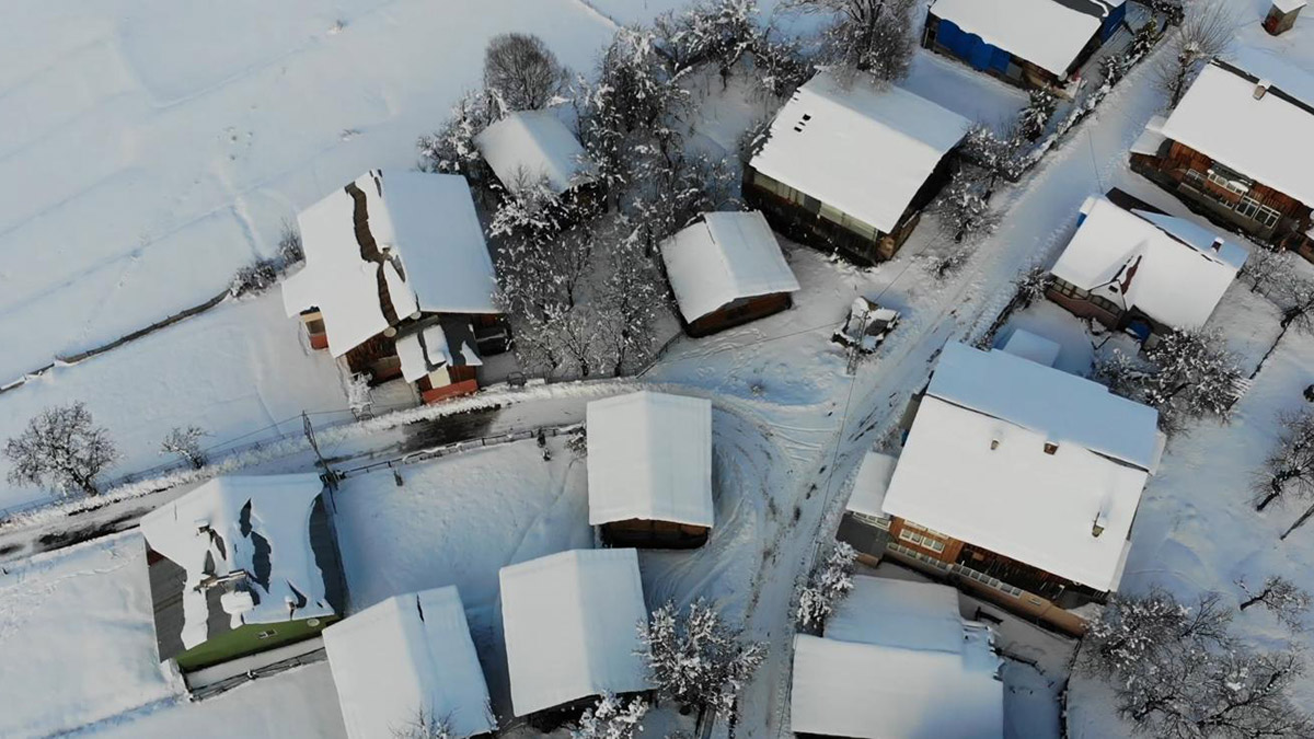 Sakin şehir Şavşat beyaza büründü