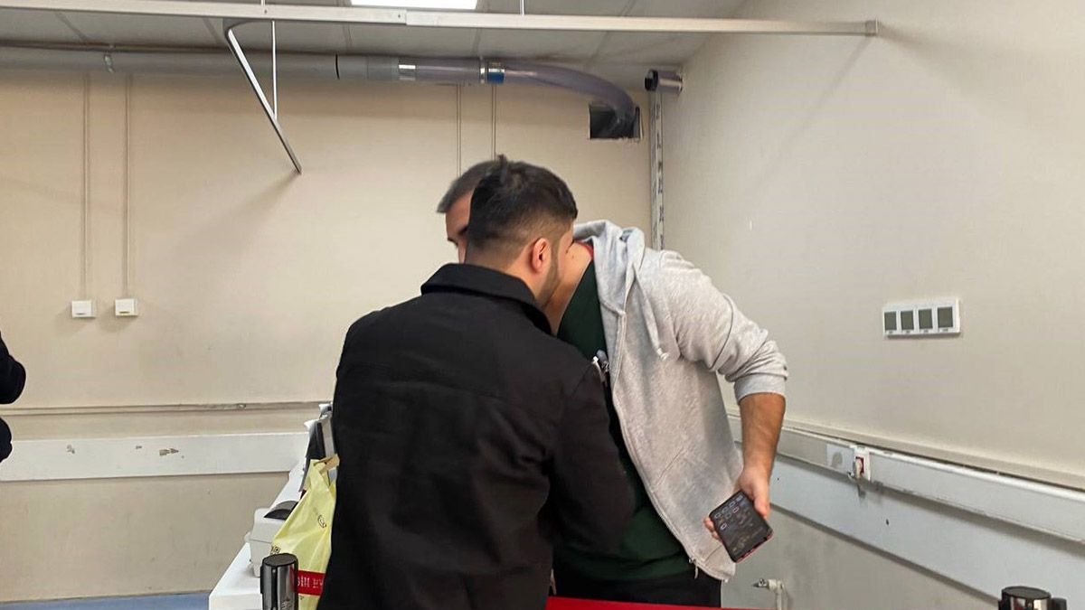 Hasta yakınlarının yumruklu saldırısına uğrayan doktordan özür dilediler