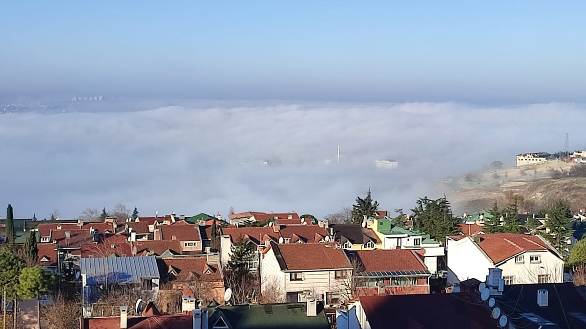Büyükçekmece'de sis havadan görüntülendi