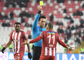Sivasspor Galatasaray maçının tekrarı istendi