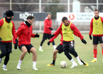 Sivasspor Türkiye Kupası'nda çeyrek final peşinde
