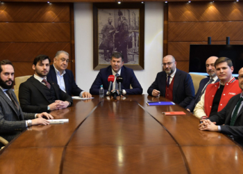 Skuter firma temsilcileri Kadıköy Belediyesi'nde