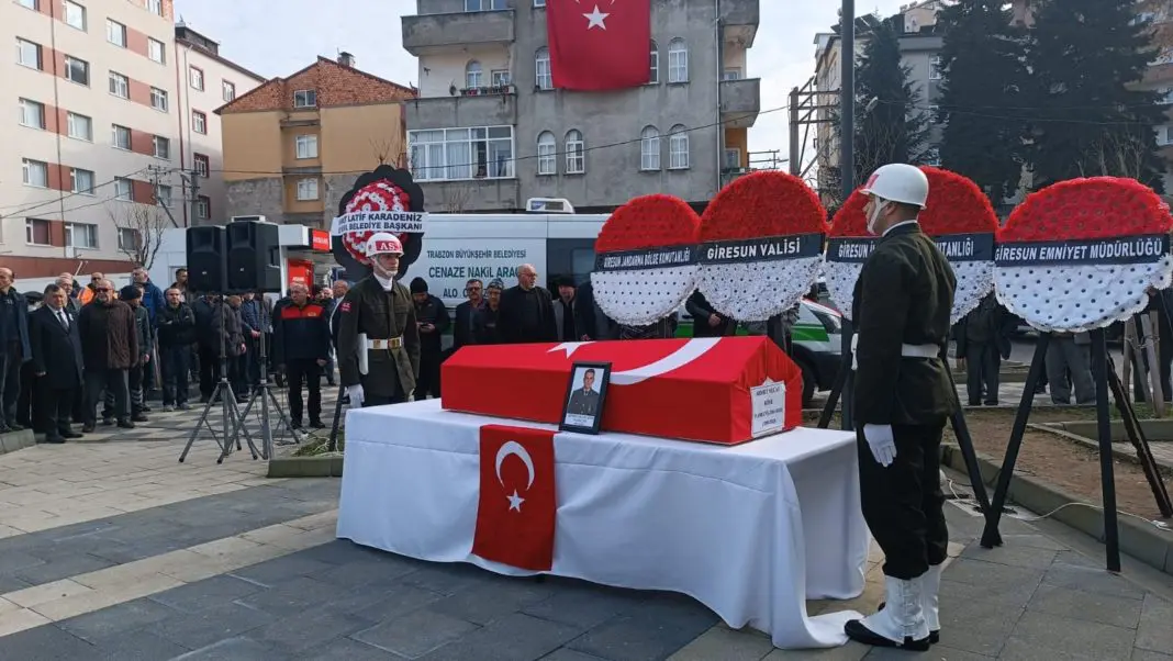 Kazada ölen astsubay Ahmet Necat Köse toprağa verildi