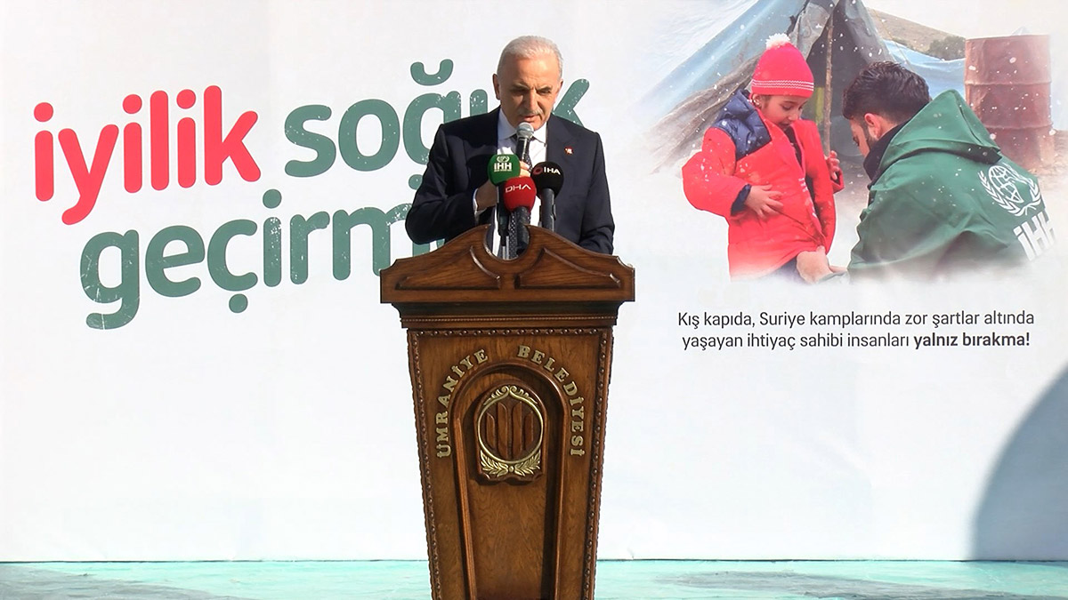 İdlib'e 15 insani yardım TIR'ı gönderildi