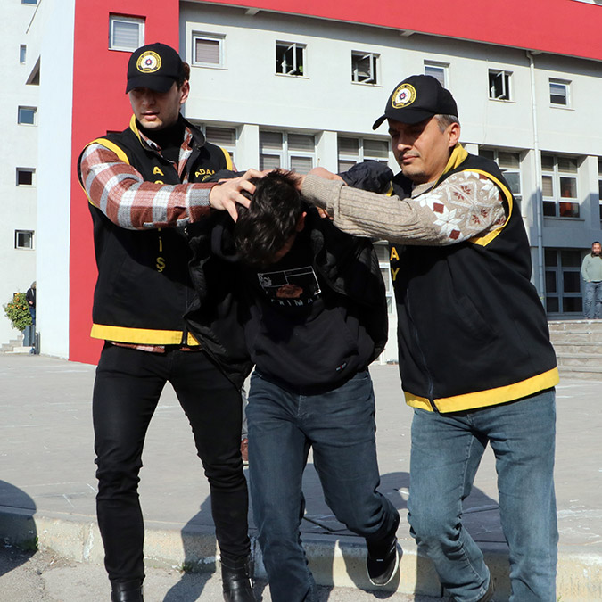 'Uyuşturucu satıyor musun' diye sorunca öldürmüş