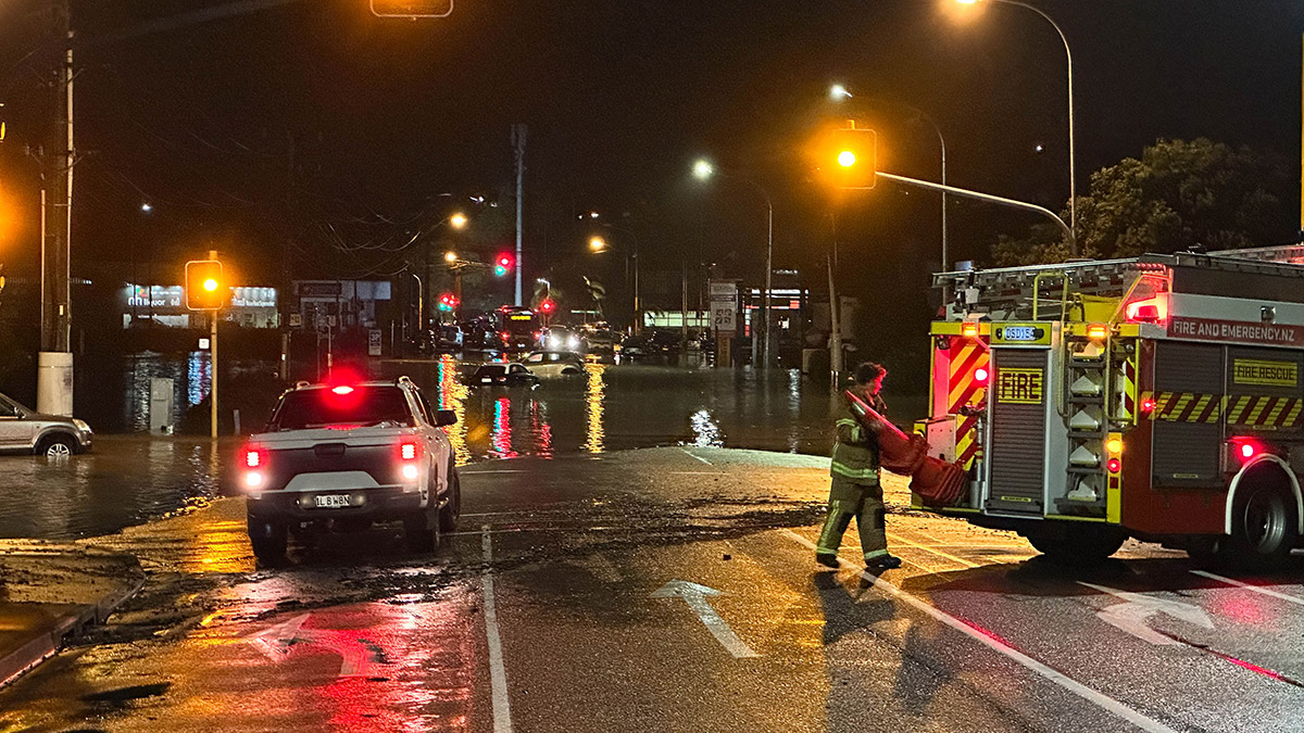 Yeni Zelanda'da sel; 4 ölü
