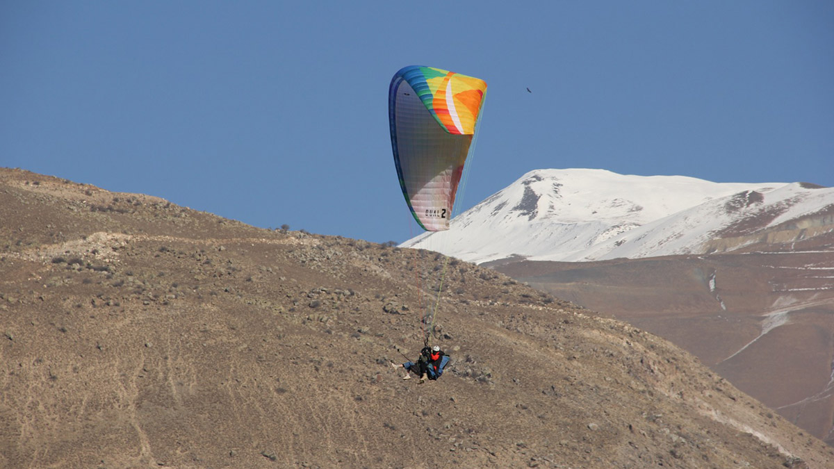 Erzincan'da yamaç paraşütü keyfi