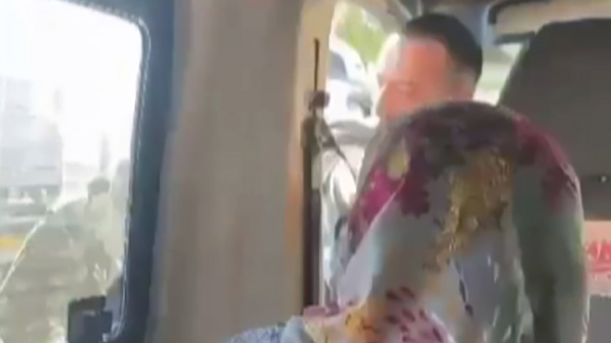 Adana’da trafikte tartıştığı dolmuş şoförünü öldüren TIR şoförü Adem Tantakalak (41) tutuklandı.