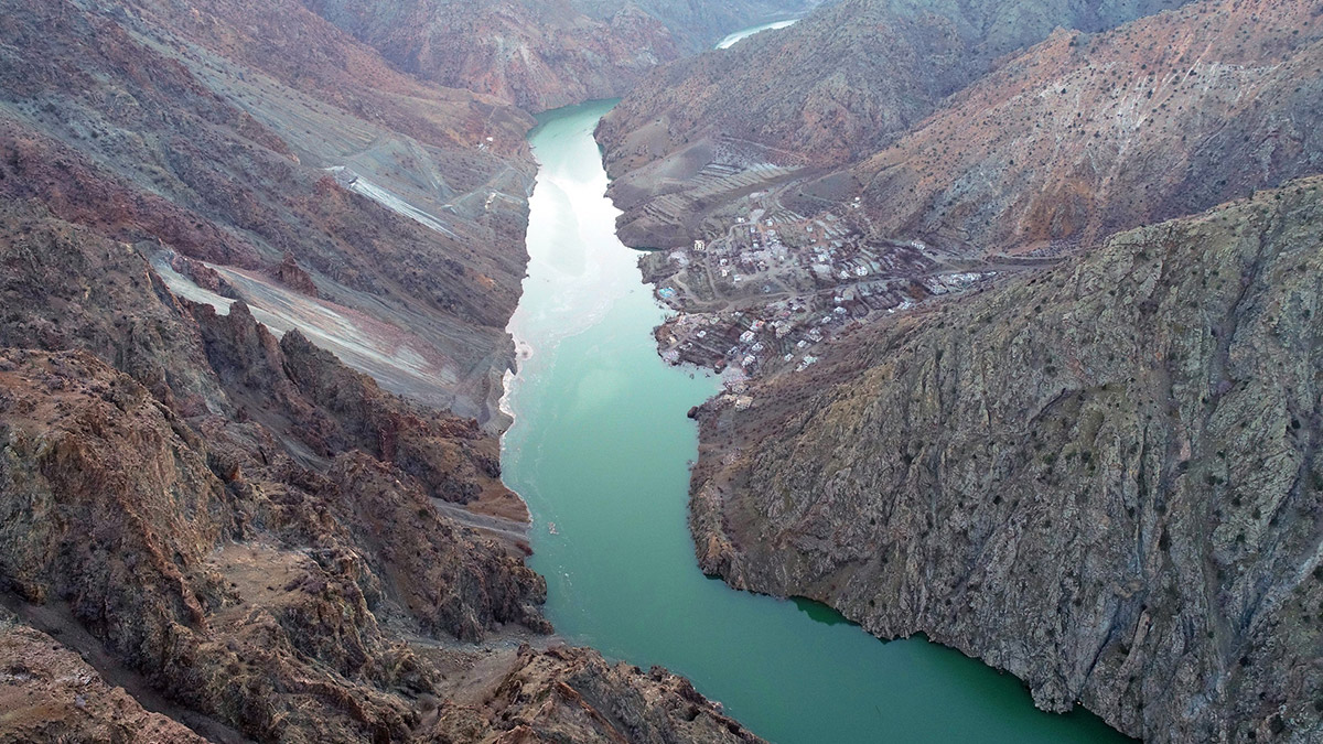 Yusufeli Barajı'nda su yüksekliği 60 metreye ulaştı