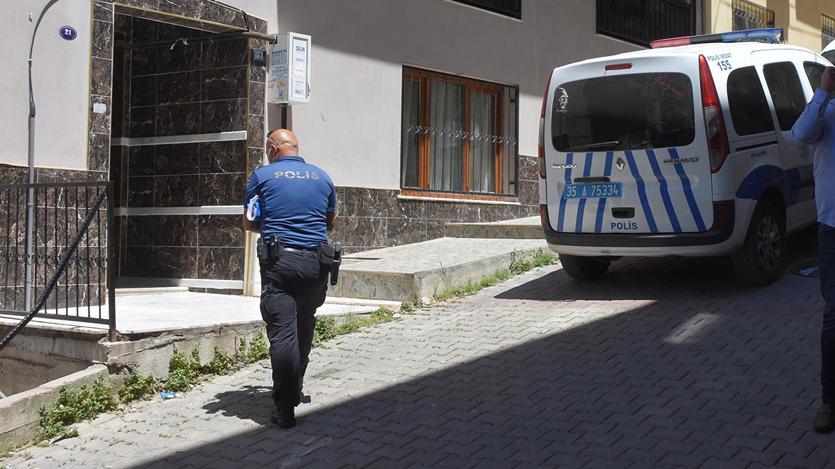 İzmir'de, kızı Zeynep Vural'ı boğarak öldürdüğü suçlamasıyla 'tahrik' ve 'iyi hal' indirimleri uygulanarak 18 yıl 4 ay hapse çarptırılan Ayşe Vural (59) hakkında gerekçeli karar açıklandı.